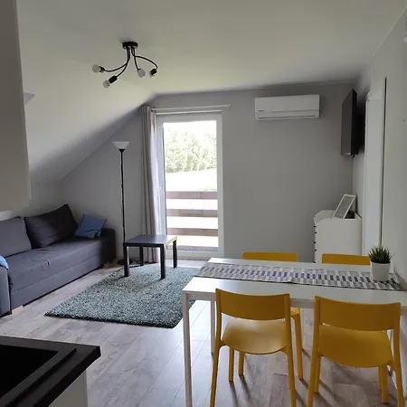 Apartmán Z Basenem I Jacuzzi *